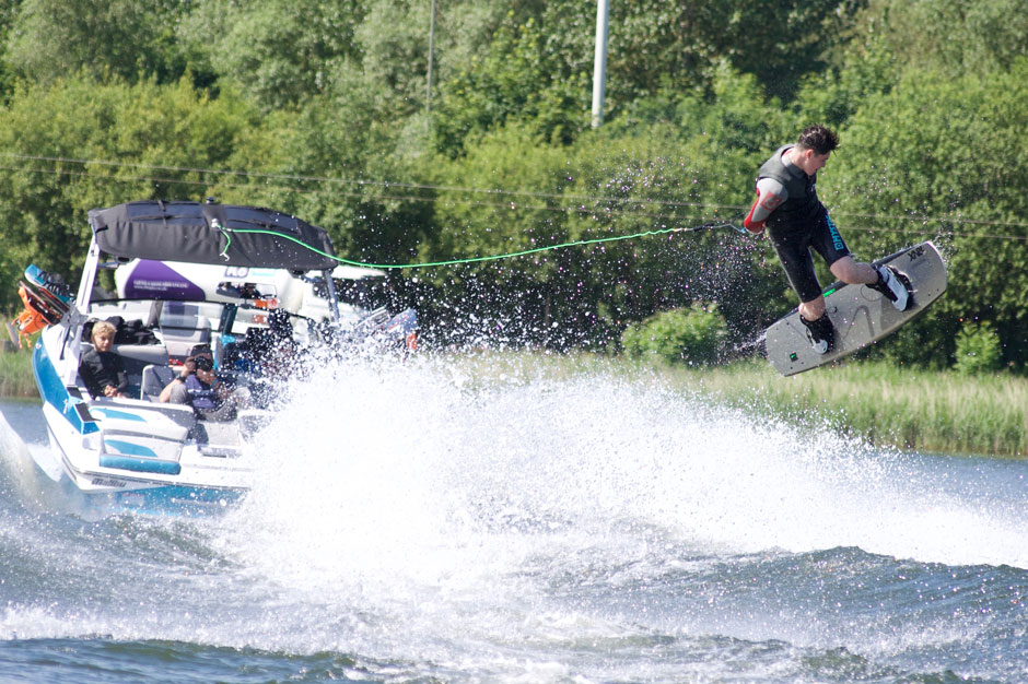 Mitch-Wise-Wakeboarder---Tattershall Lakes